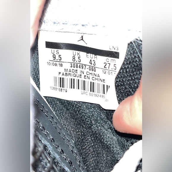 Jordan 4 Bred - Picture 7 of 7